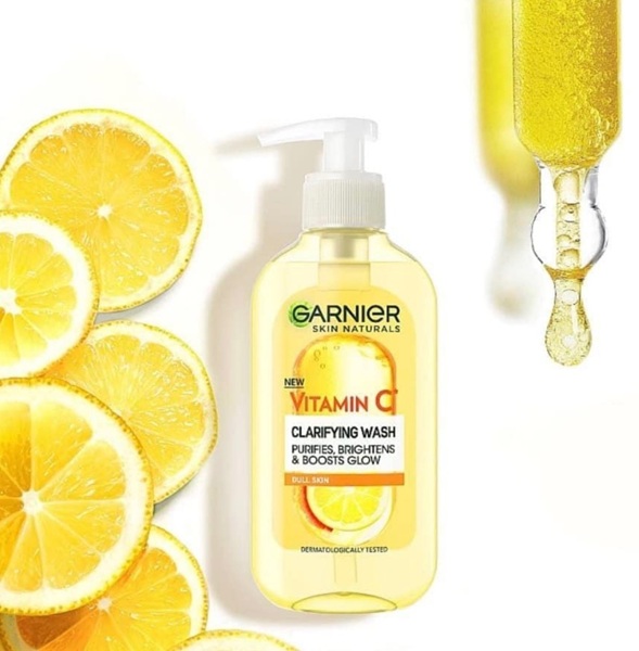 ژل شستشوی صورت گارنیر مدل Clarifying Wash حاوی ویتامین C