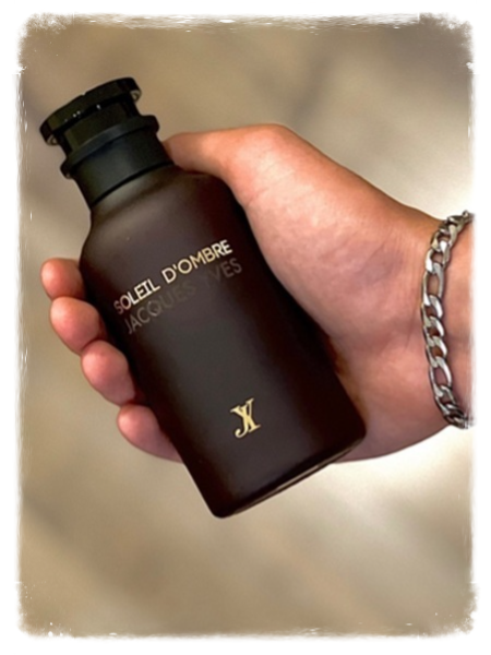 ادکلن لویی ویتون آمبر نومد از برند فراگرنس ورد (Fragrance World)